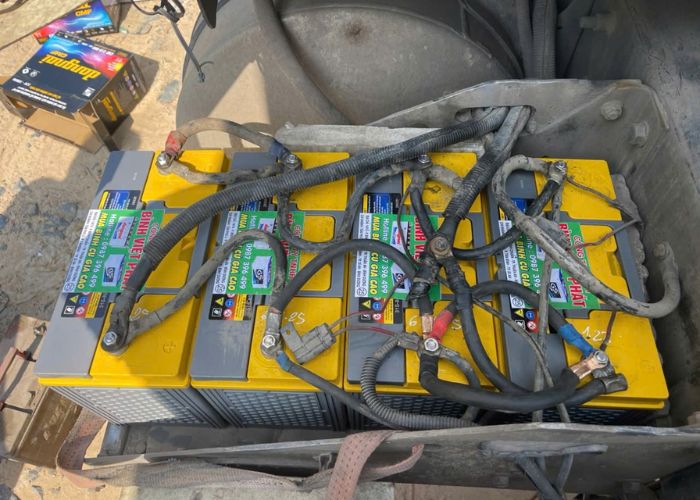 dong-nai-cmf-31s800-12v-100ah
