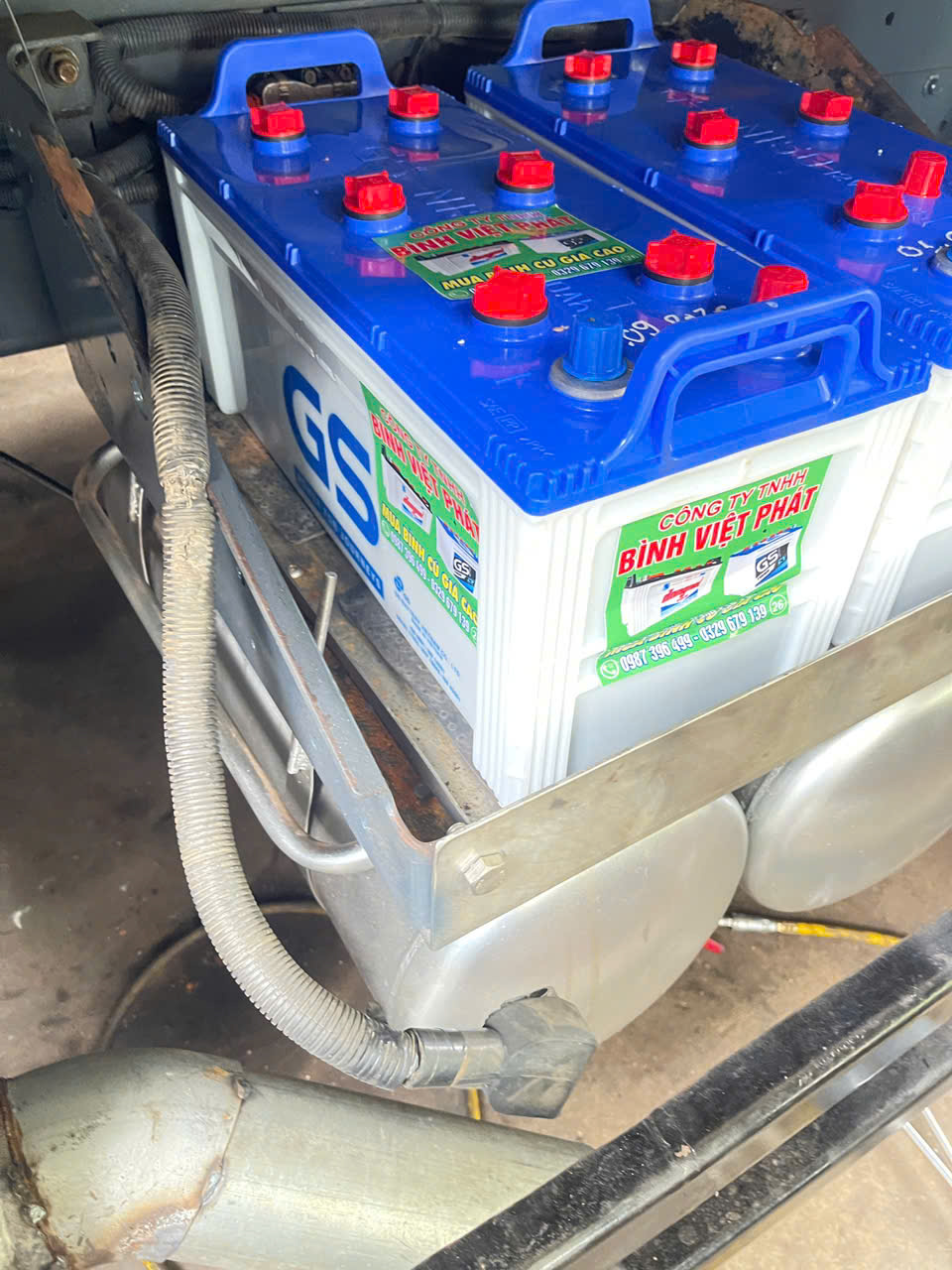 binh-ac-quy-gs-12v-150ah-lap-xe-dau-keo