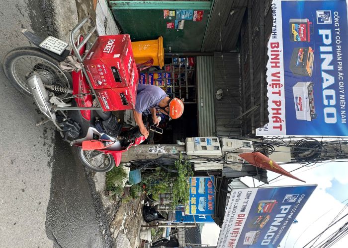 binh-ac-quy-rocket-12v-150ah-kho.