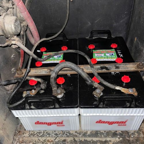 binh-ac-quy-dong-nai-220ah-12v-n220