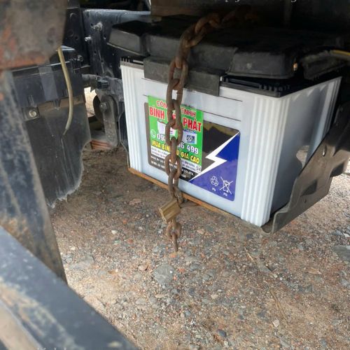 ac-quy-gs-hybrid-95d31r-12v-80ah-4