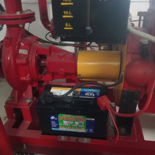 binh-ac-quy-gs-kho-12v-90ah-dung-cho-may-phat-die