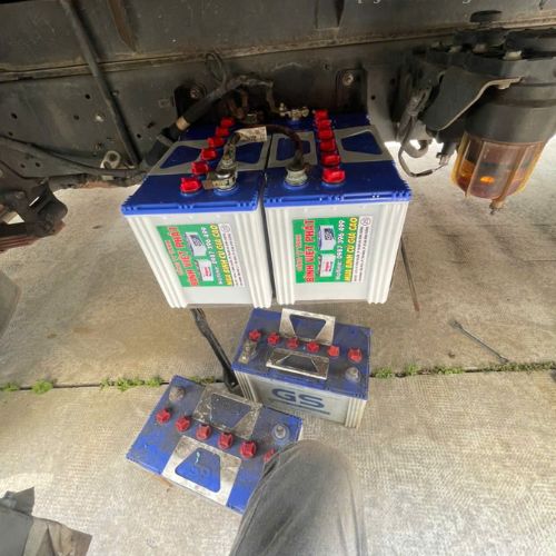 binh-ac-quy-gs-12v-85ah-100d31r-9