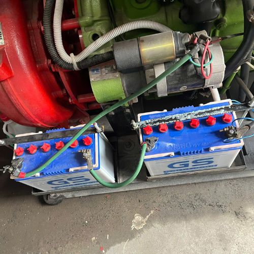 ac-quy-gs-12v-45ah-nuoc-ns60